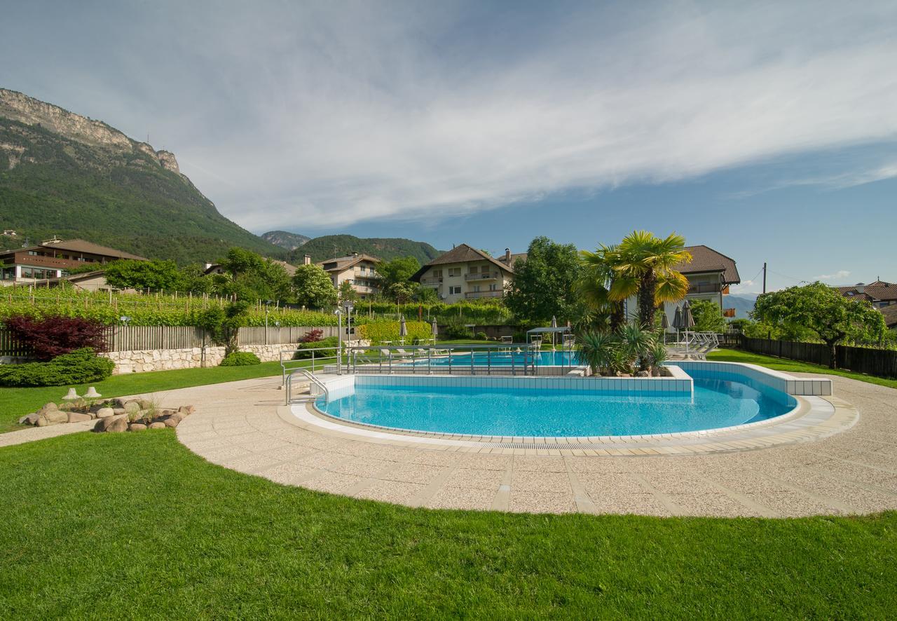 Hotel Garni Saltneregg Caldaro sulla Strada del Vino Exterior foto